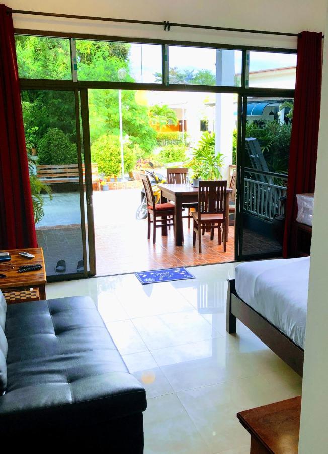 Daisy'S 2 Bedroom Family Home For Up To 5 Guests With Garden & Bbq Szamed-sziget Kültér fotó